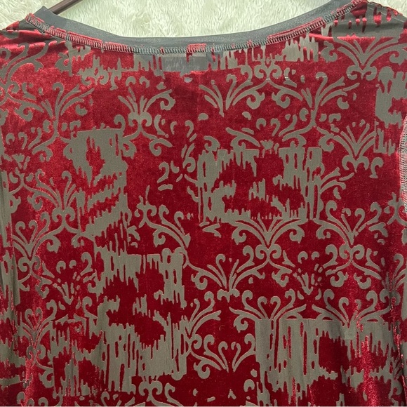 Vera Wang Burgundy Velvet Burnout Tunic Top Sz L Simply Vera Wimsigoth Whitchy - Picture 12 of 16